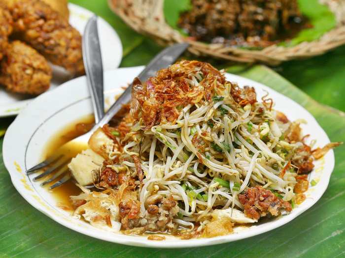 Lontong balap surabaya makanan khas Lontong Balap Surabaya