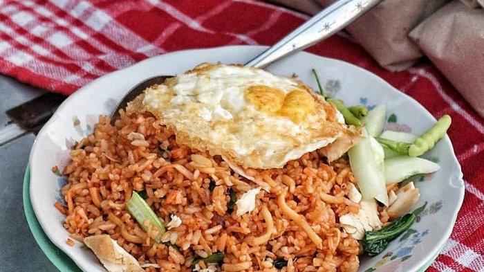 Nasi goreng surabaya coba kuliner jancuk penggemar pedas enak wajib hati kanker makan Nasi Goreng Surabaya