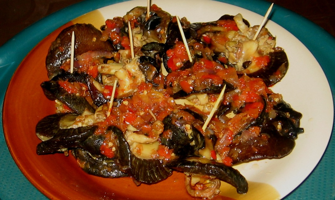 Snails peppered nigerian cook food meat delicacy congo eat crunchy hot served snack Cara Memasak Bekicot