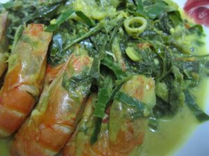 Masak tempe campur udang